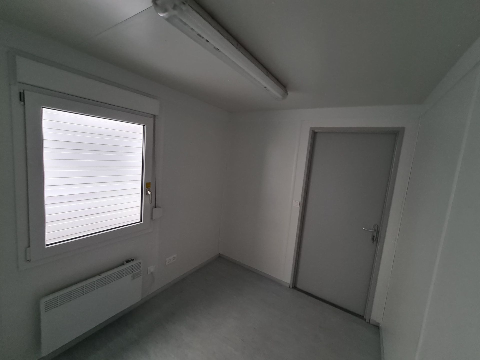 Unit 10ft binnekant