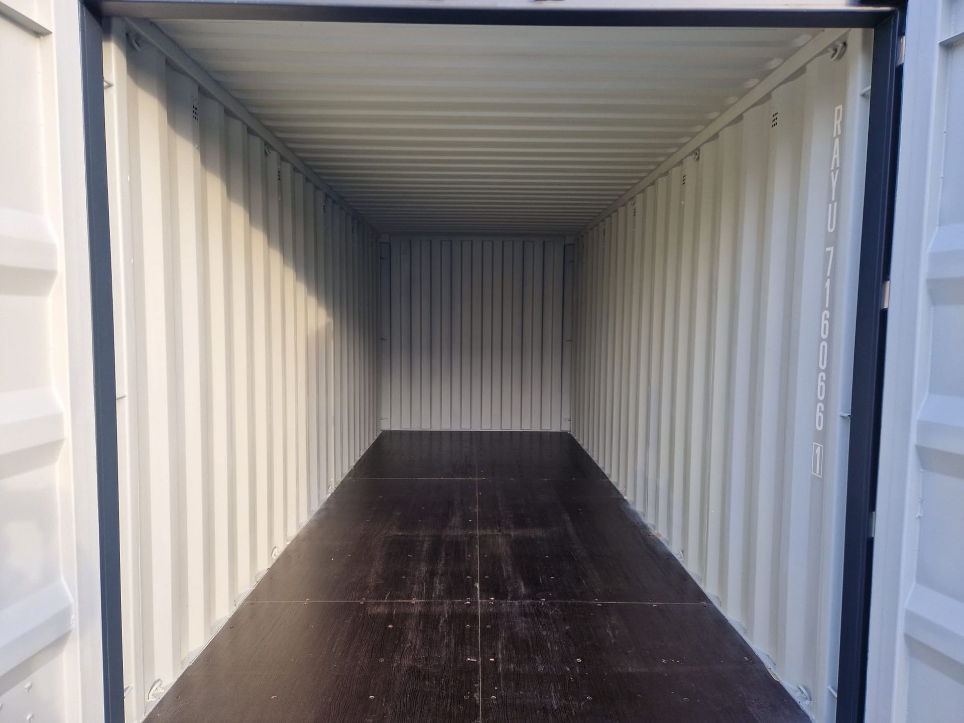 Hardhouten vloer container 20ft
