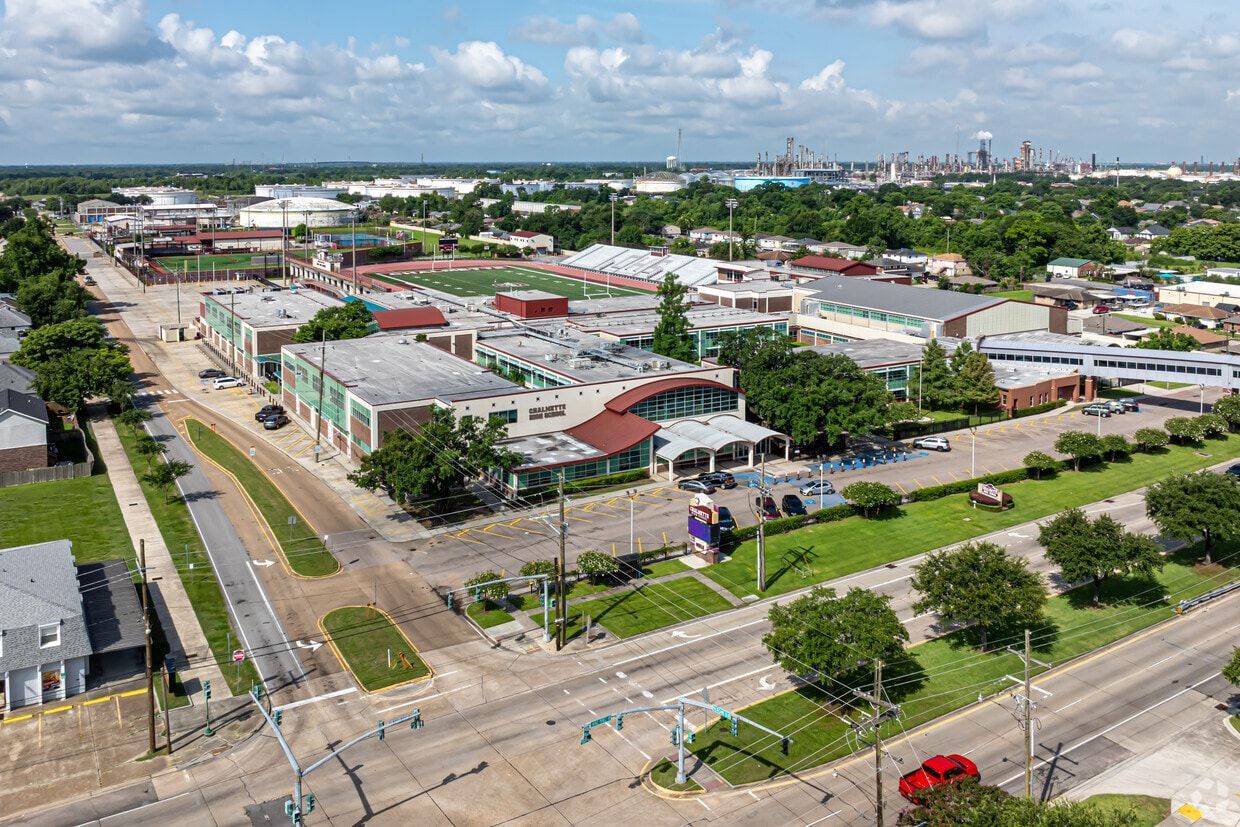 Chalmette, LA