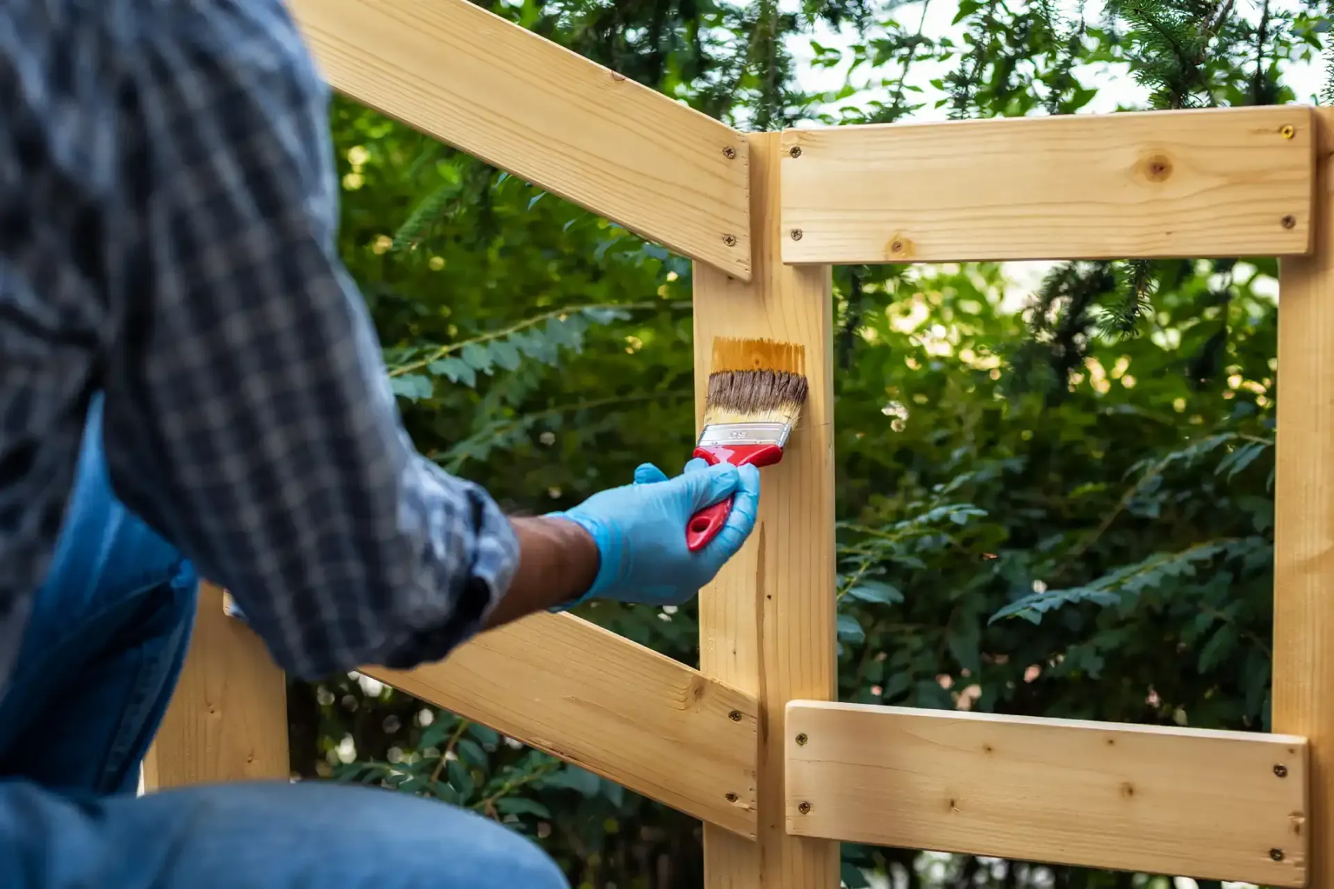 Fence Staining & Sealing