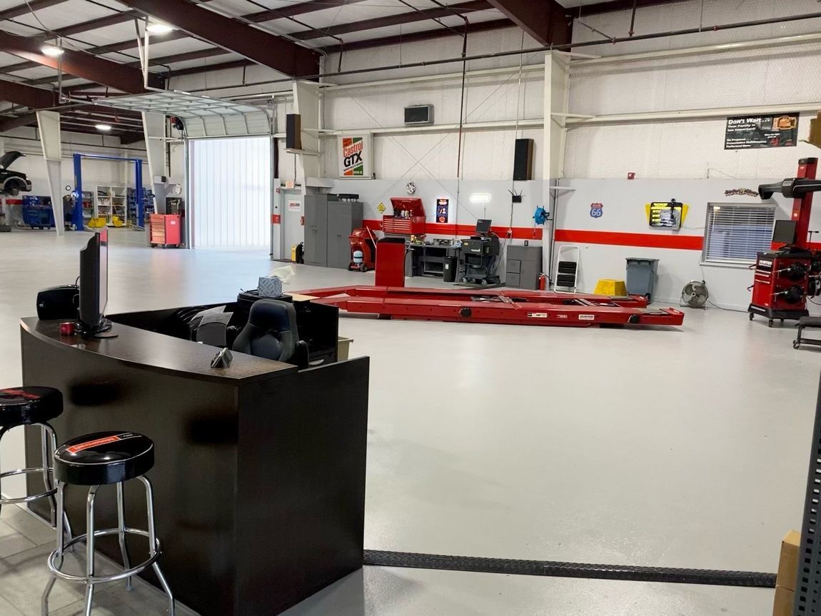 Desk — Haltom City, TX — Wade’s Auto Repair
