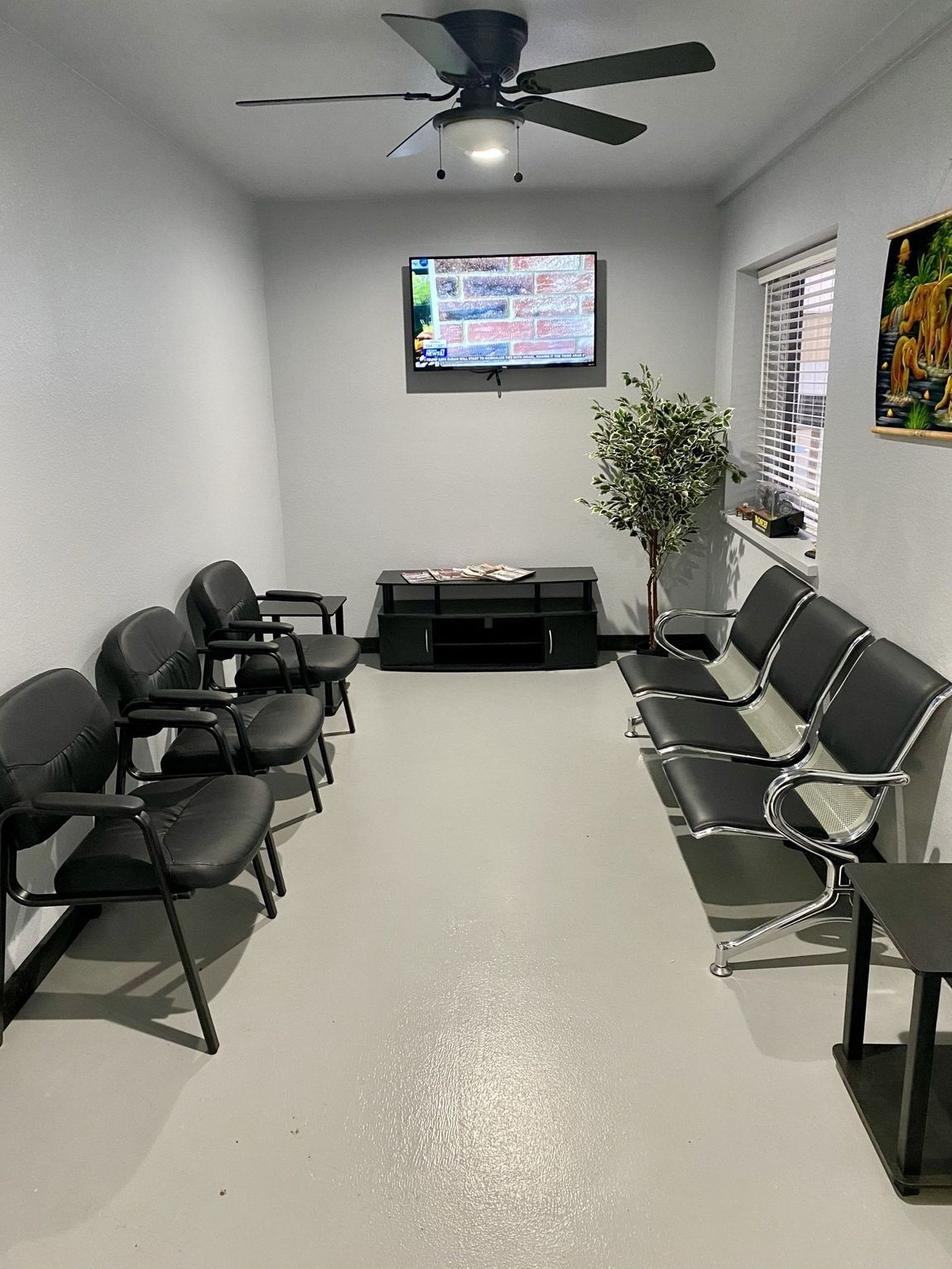 Waiting Room — Haltom City, TX — Wade’s Auto Repair