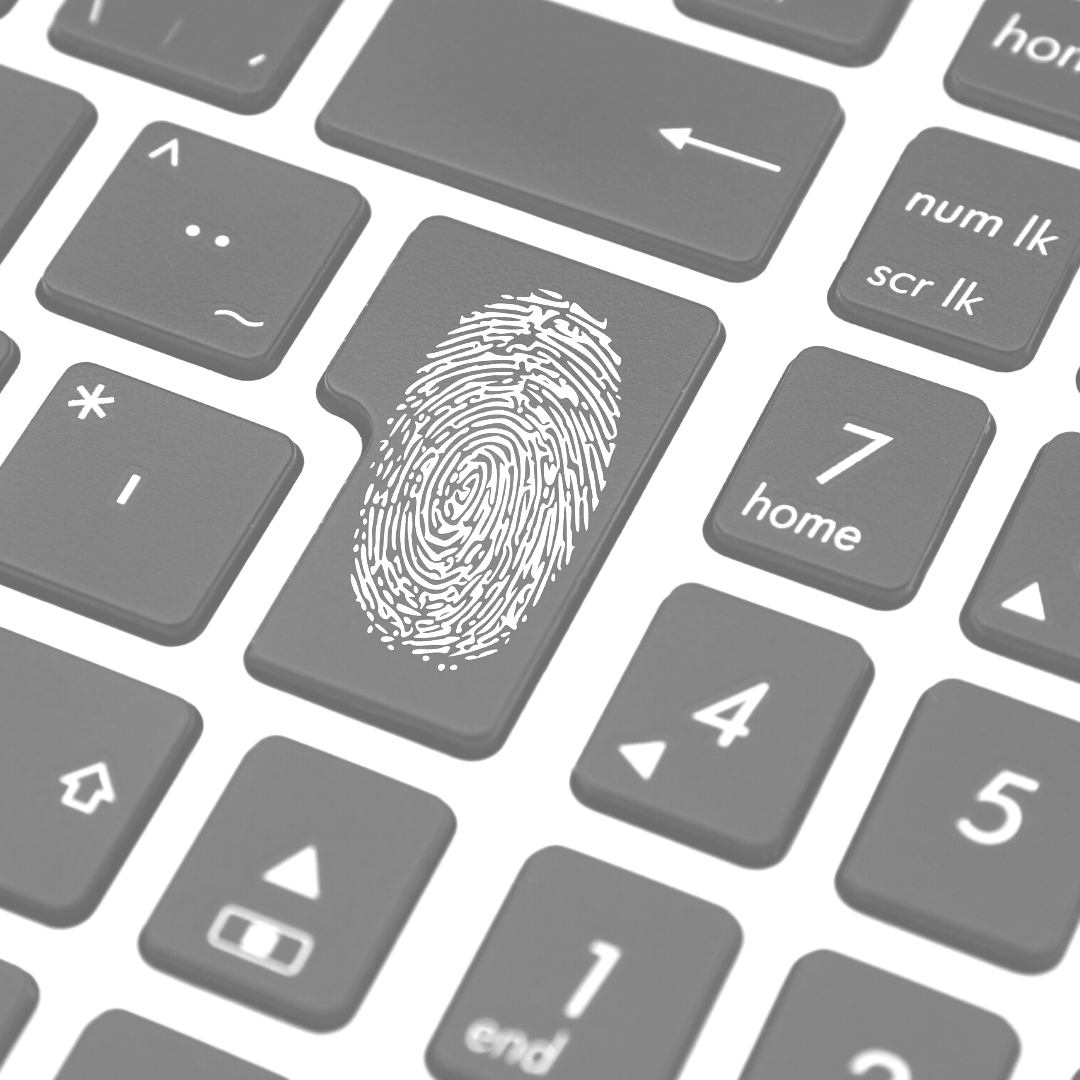 Eine Nahaufnahme einer Tastatur mit einem Fingerabdruck auf der Home-Taste