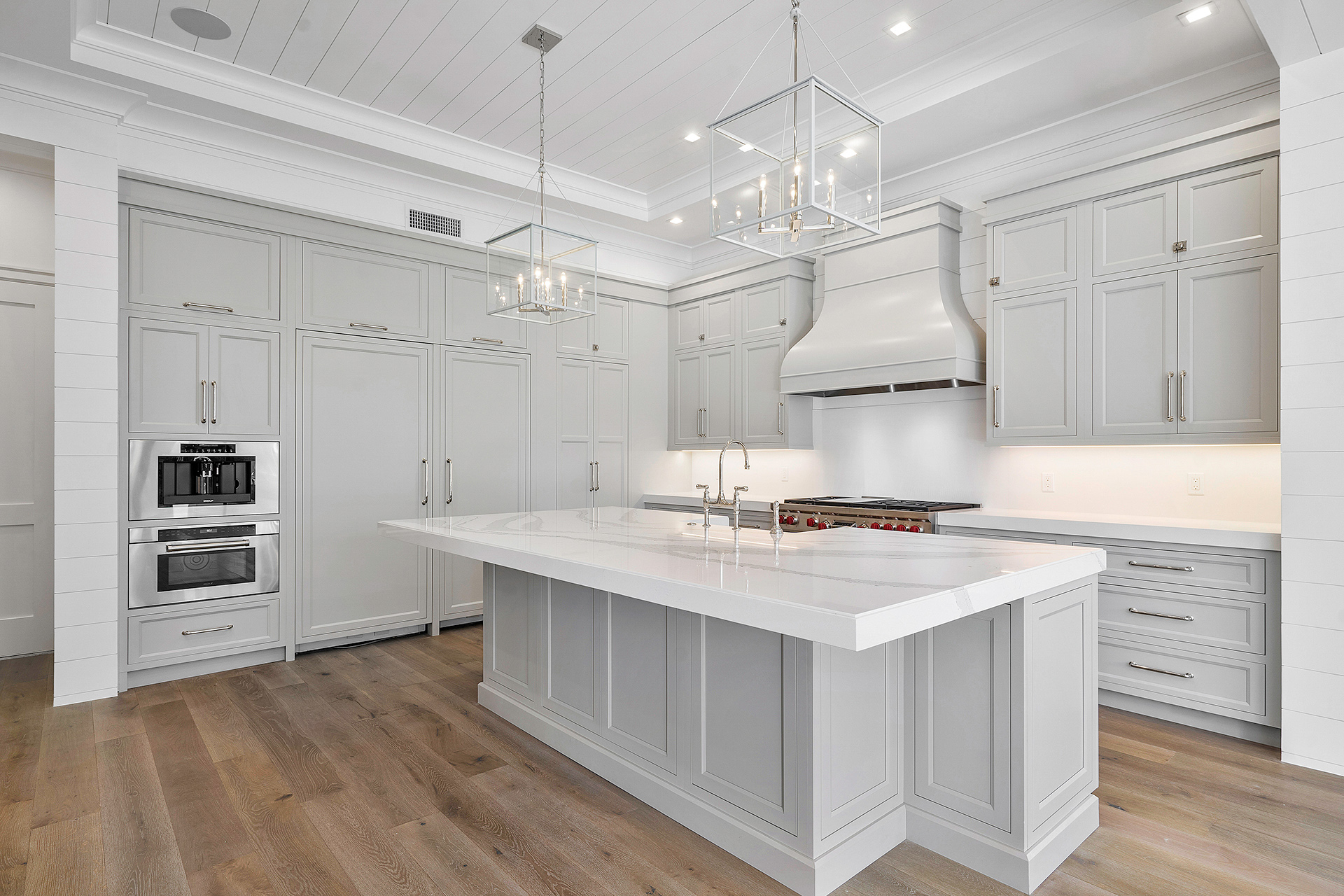 Kitchen Island Overhangs Explained for Comfortable Seating
