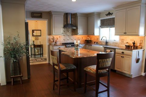 Kitchen remodeling and home interior decorating after photos in Springfield, MA