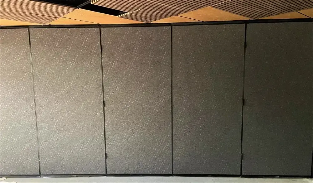 Acoustic Moving Walls at Mt Gravatt Tafe