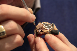 williams-jewelers-of-dothan-watch-repair-and-battery-replacement-service-image