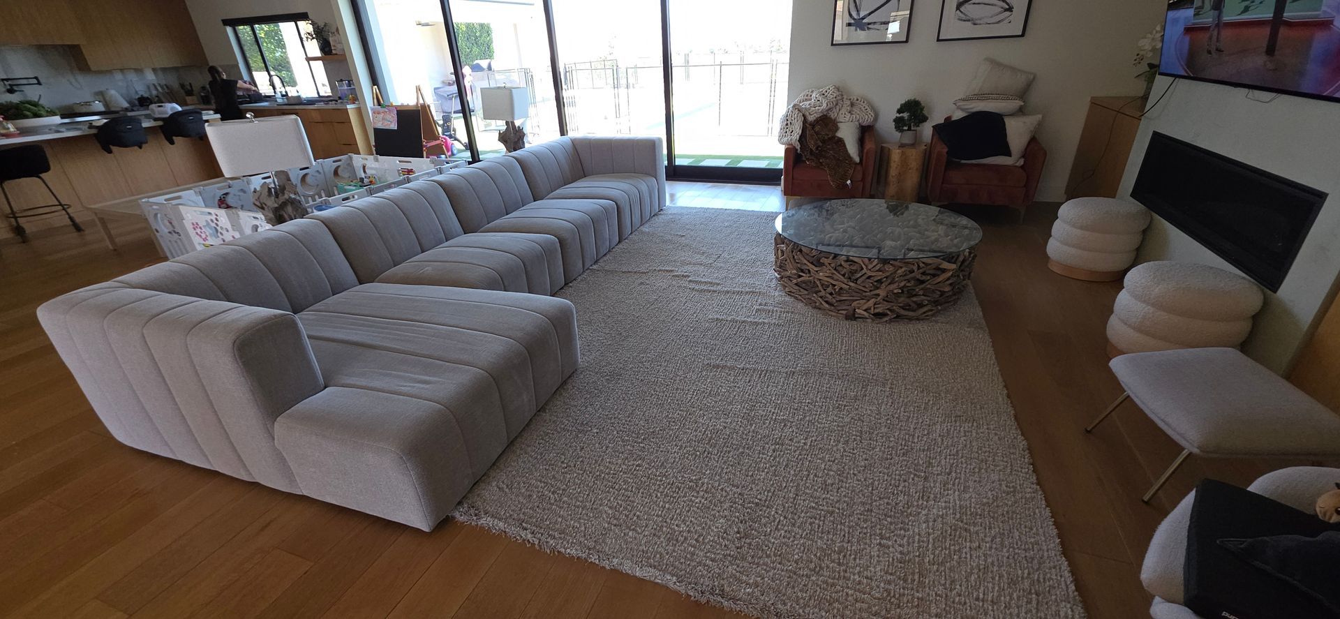 upholstery cleaning in Pacoima