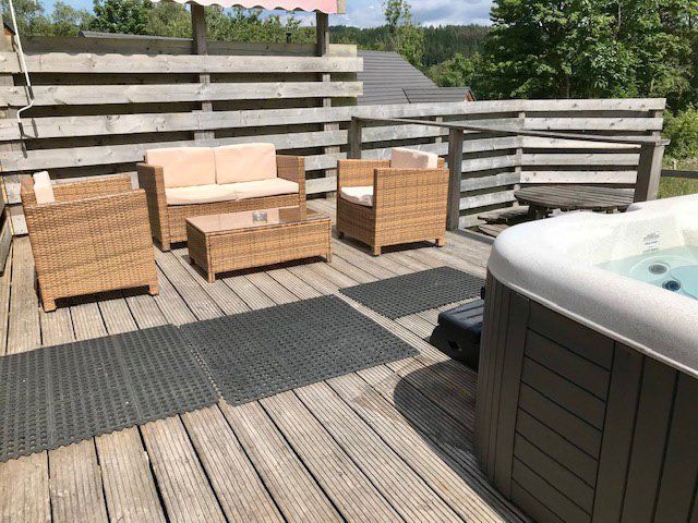 The deck at the Galloway Lodge Mega Pod at Queensland Holiday Park