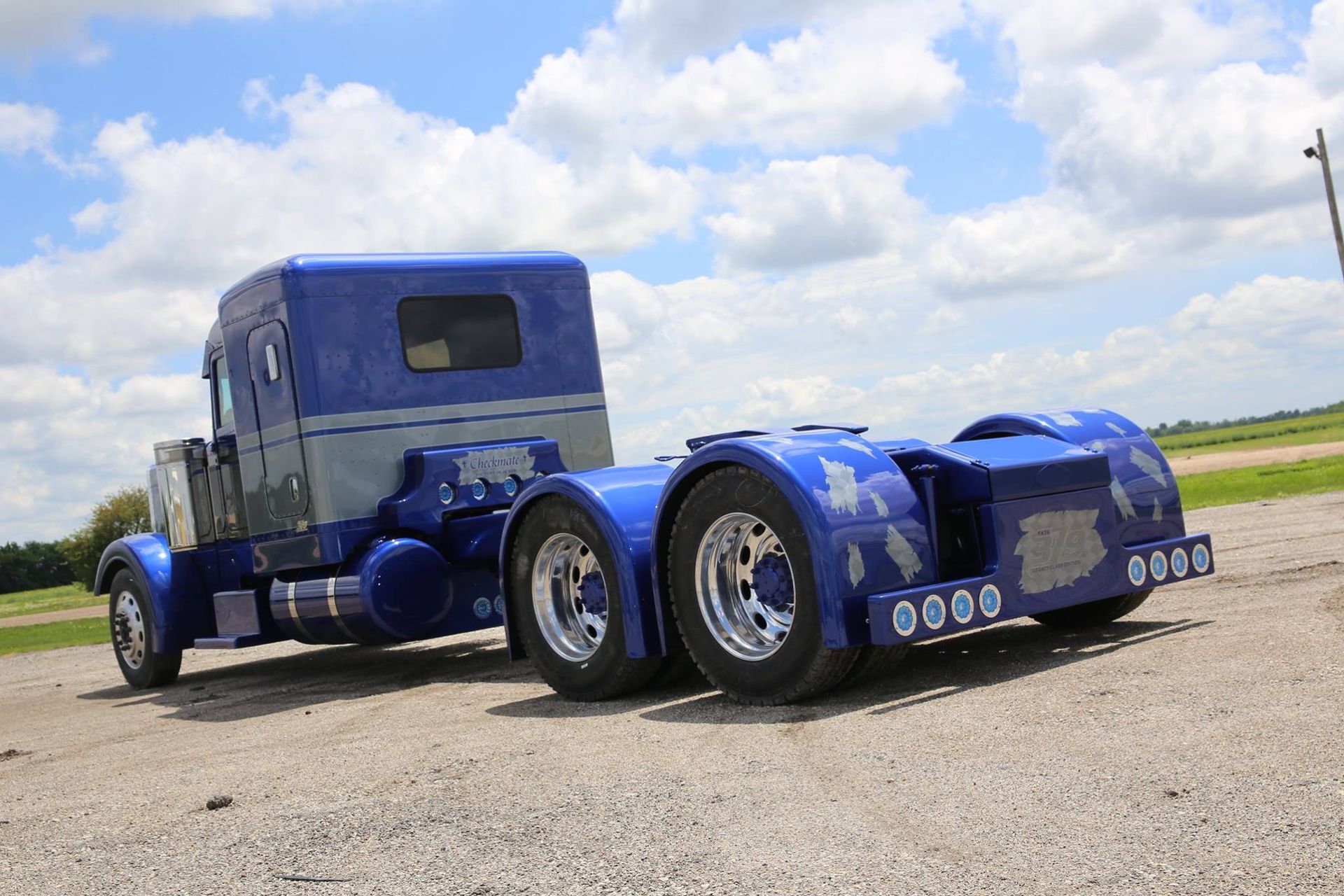 Semi-Truck Repair in Hutchinson KS by Quality Body Shop
