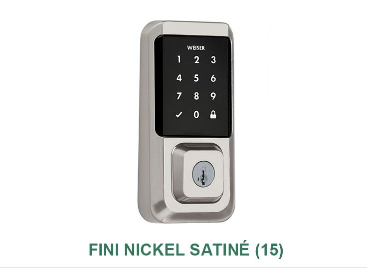 Une serrure de porte en acier inoxydable avec un écran noir et une clé.