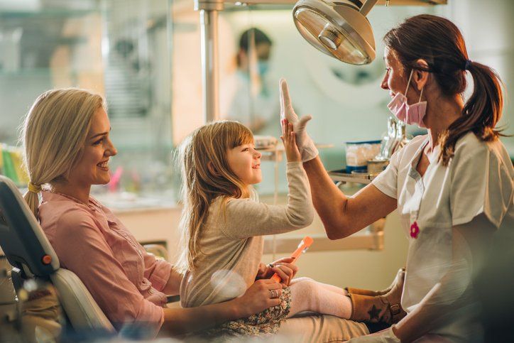 riproduzione denti umani