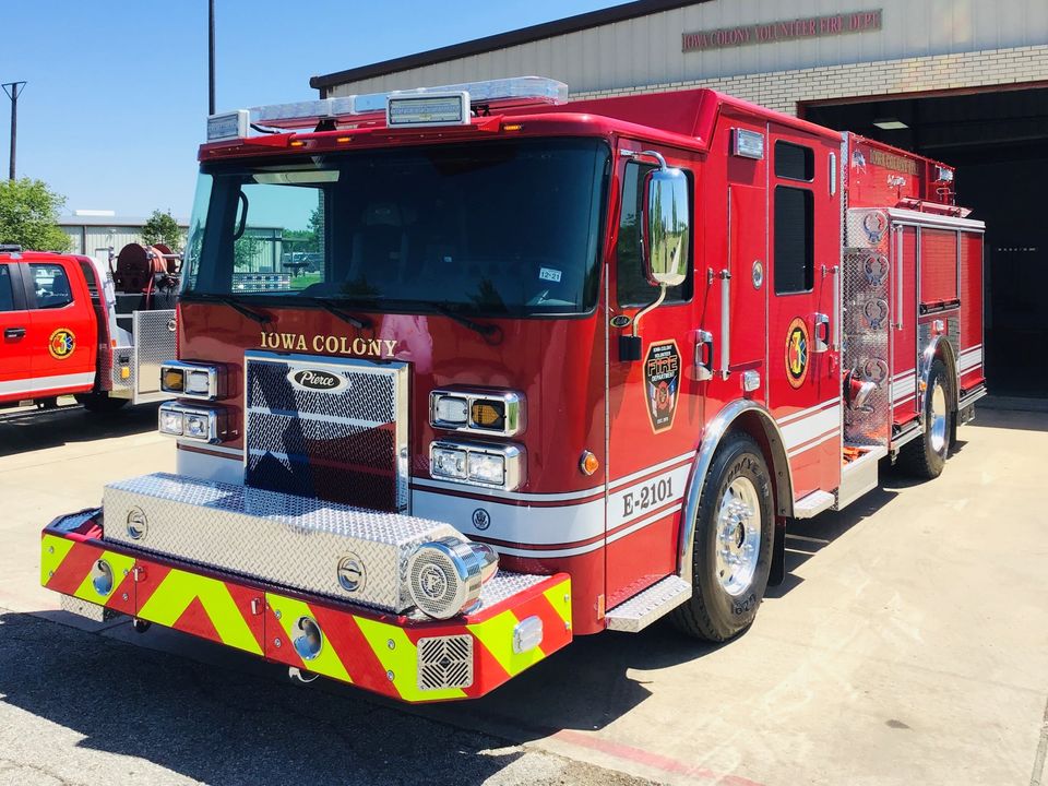 Iowa Colony Fire Department Receives New Fire Engine