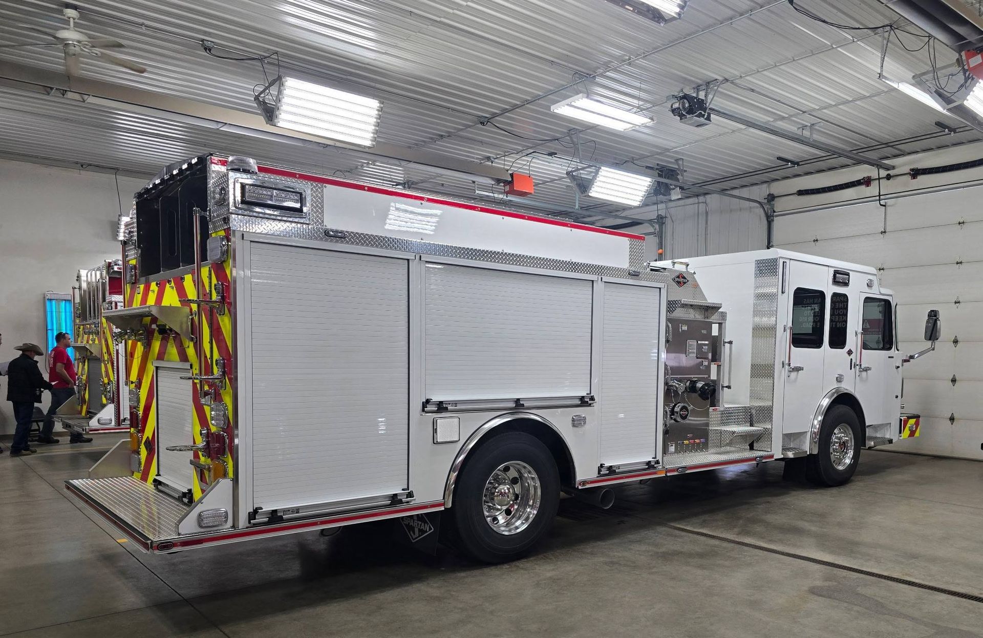 A white fire engine