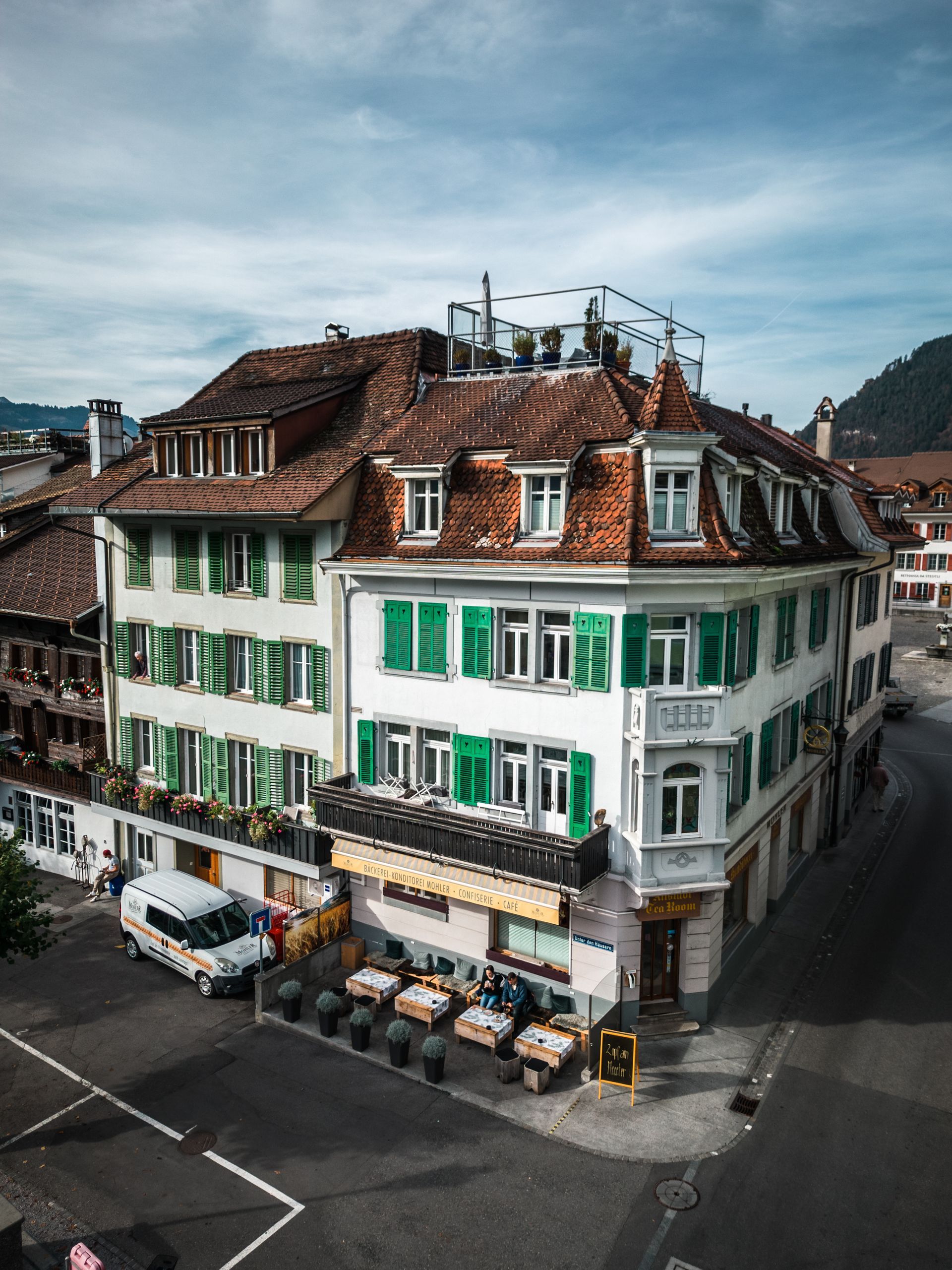Terrasse Konditorei Mohler Drohnenaufnahme