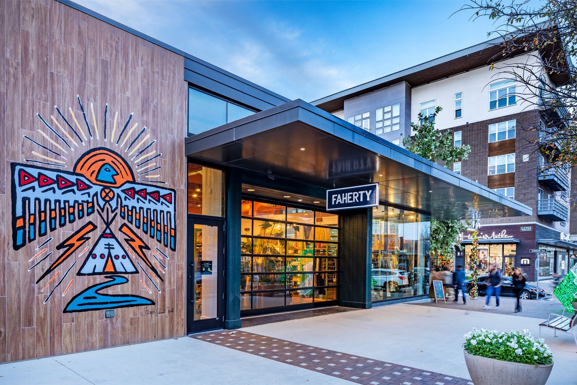 Neighborhood Apartments Near The Domain Austin