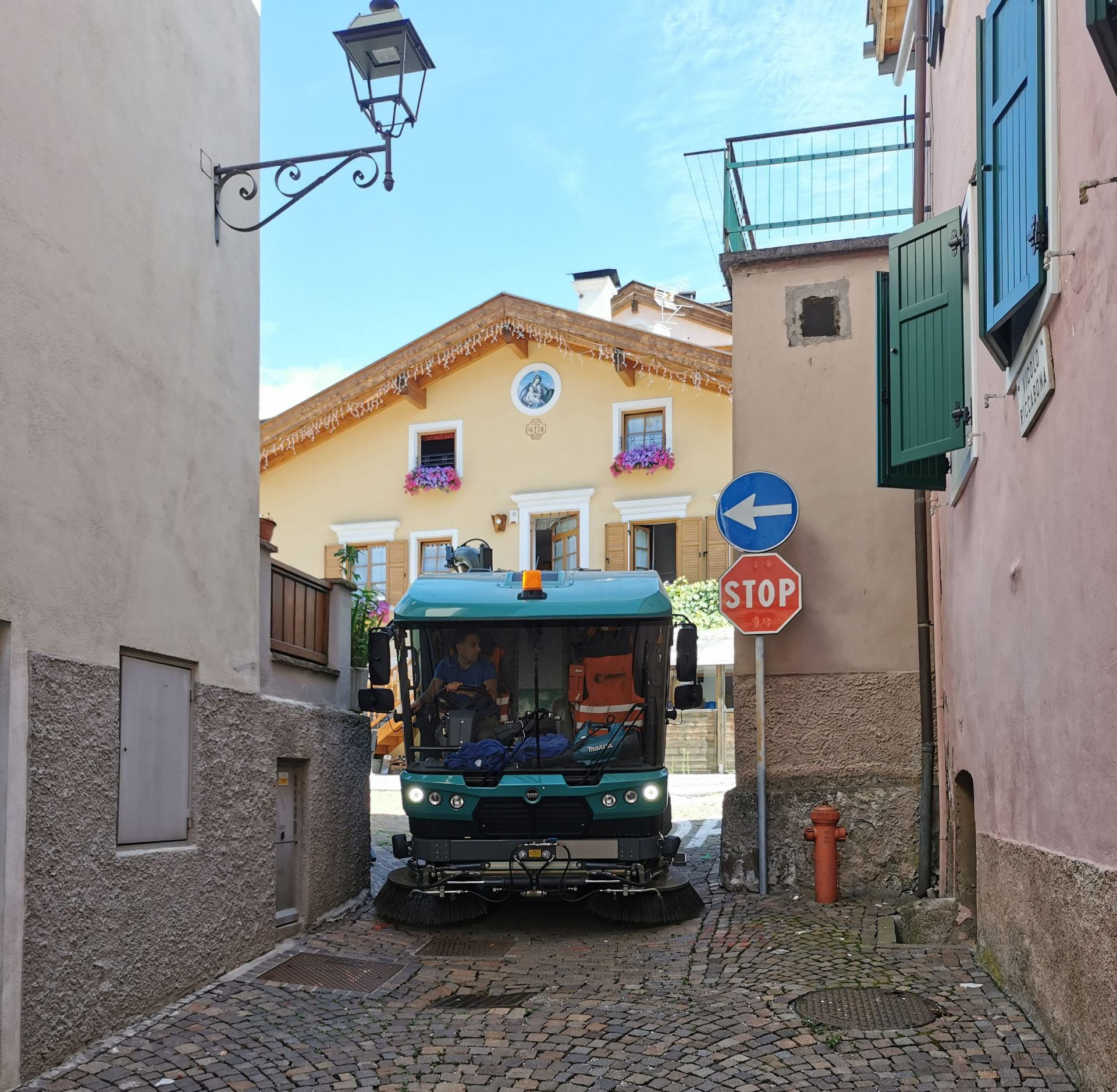 Spazzamento stradale