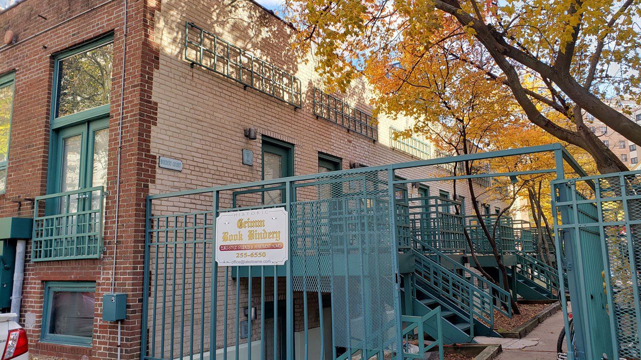 454 W. Gilman St. – The Grimm Book Bindery