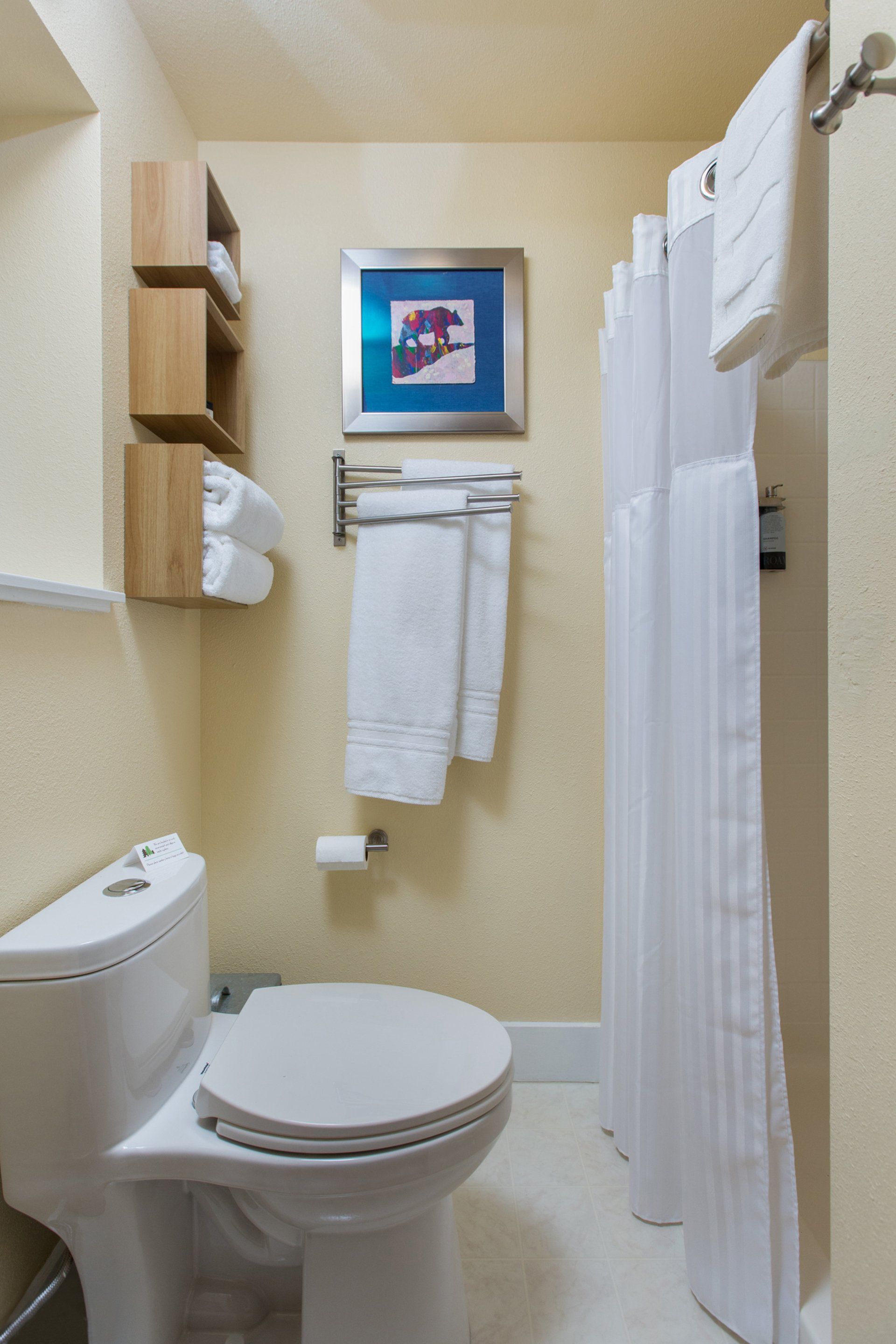 Bear Mountain deluxe double room in Bell In The Woods B&B in Alaska. Private bathroom.