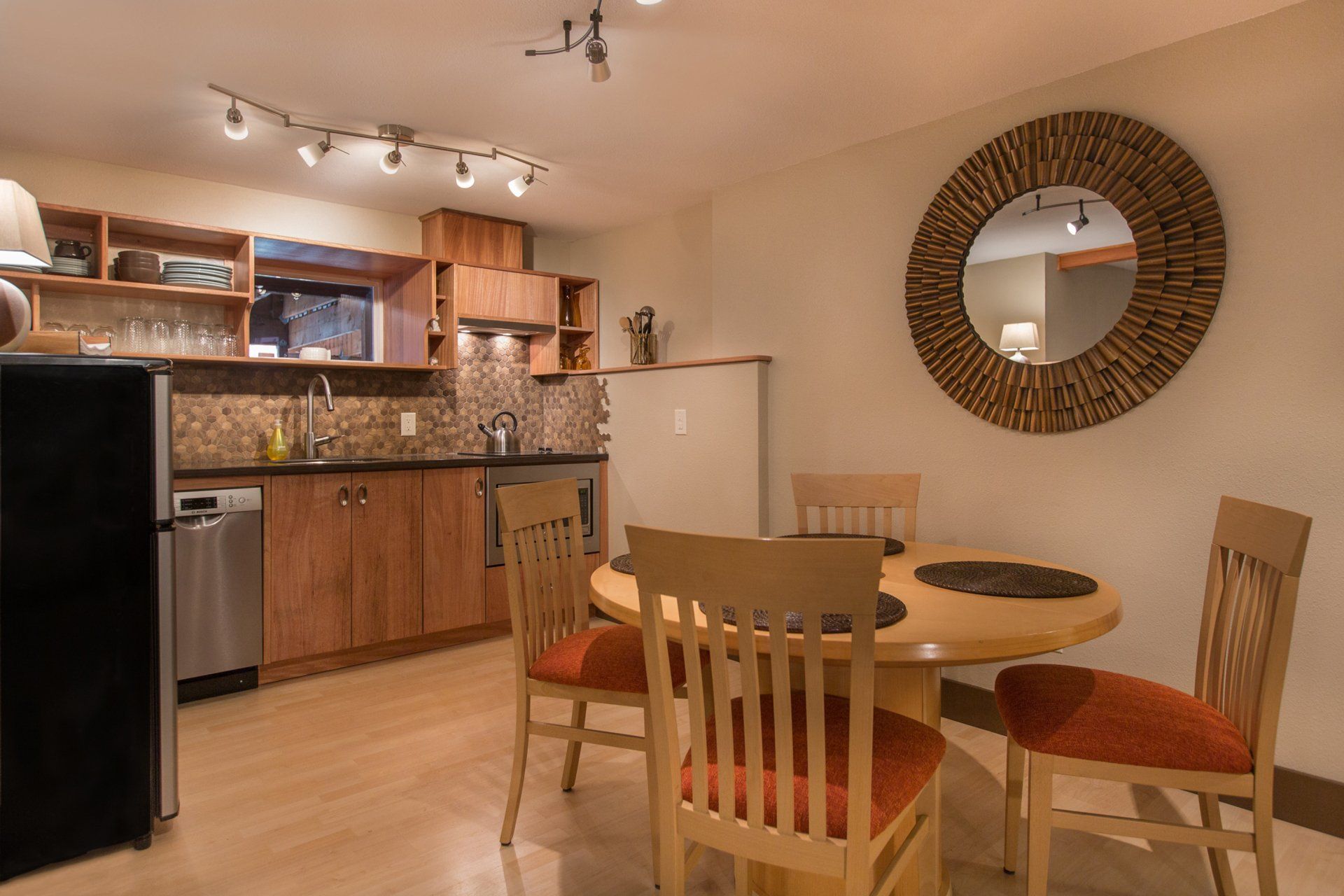 Mt. Benson Suite 1 bedroom suite in Bell In The Woods B&B in Alaska. Fully equipped kitchen and dining area.