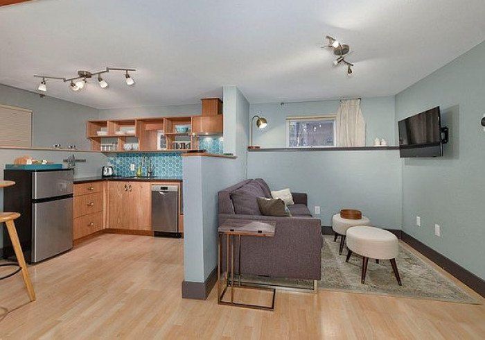 Mt. Eva 1 bedroom apartment in Bell In The Woods B&B in Alaska. Fully equipped kitchen and seating area.
