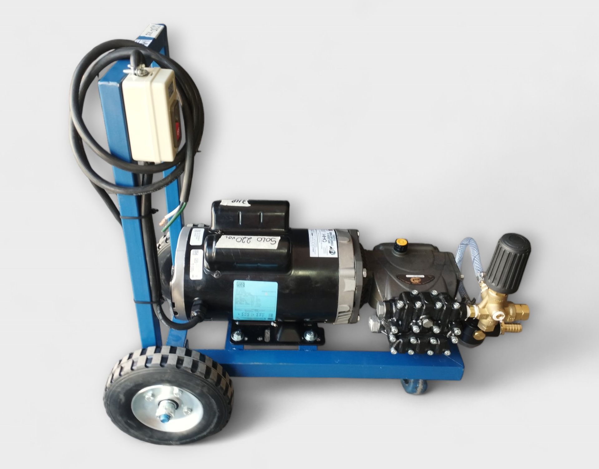 HIDROLAVADORA 3HP ELÉCTRICA MONOFÁSICA ALTA PRESIÓN, AGUA FRÍA