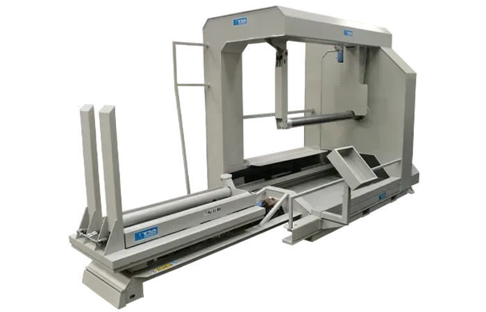 Avvolgitore rotoli di rete con estrattore, Piattaforma elevatrice a pantografo porta-rotoli, con rulli motorizzati, sistema di pesatura, traslazione e ribaltamento.