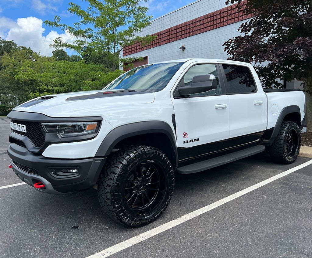 how long a full car detail takes