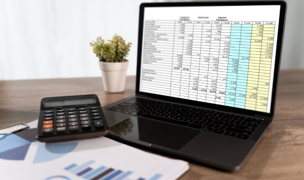 Accounts receivable management, invoicing, and small business bookkeeping services in Lee's Summit, 