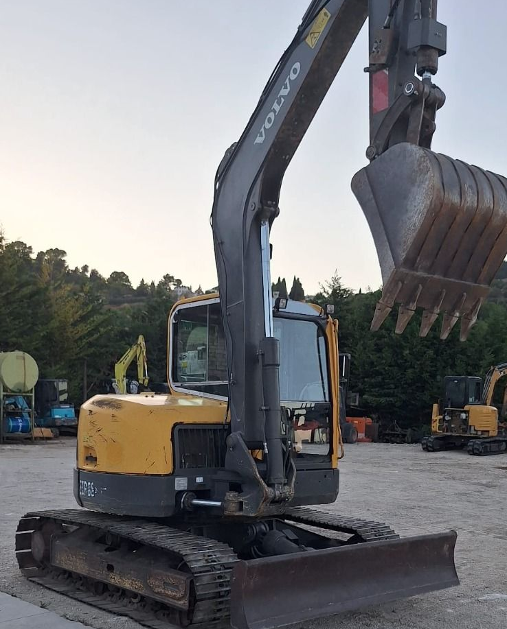 Escavatore Volvo