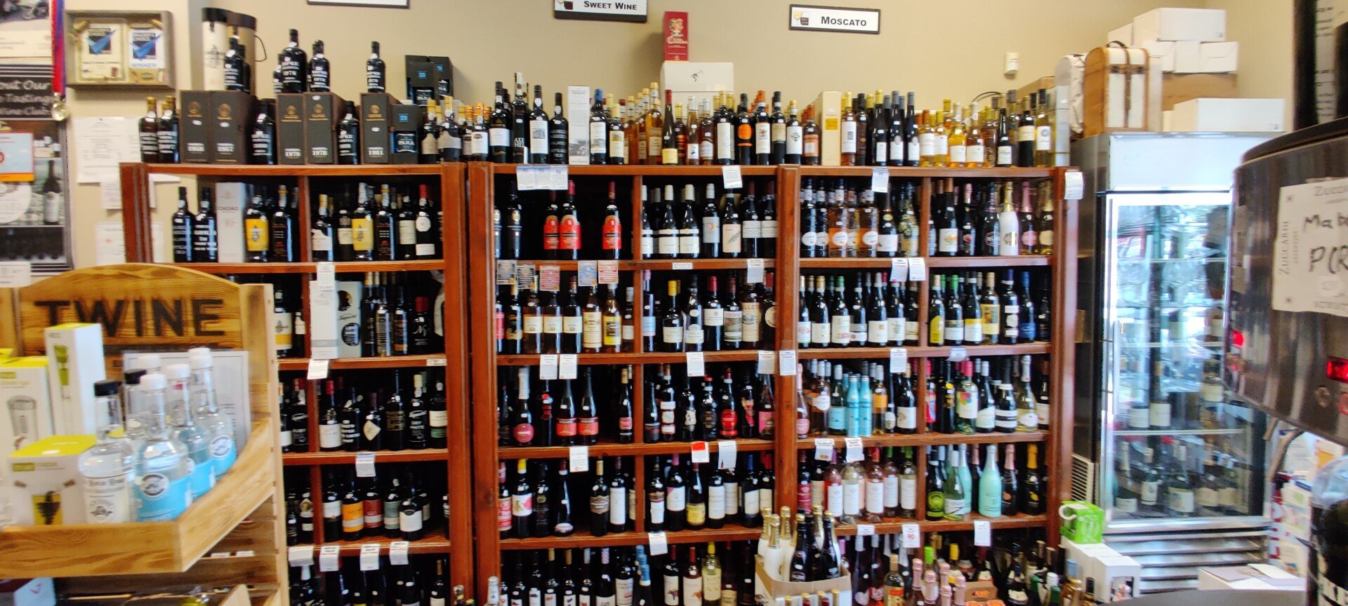 Beer and Wine Store Snelleville, GA Niko’s Wine Corner