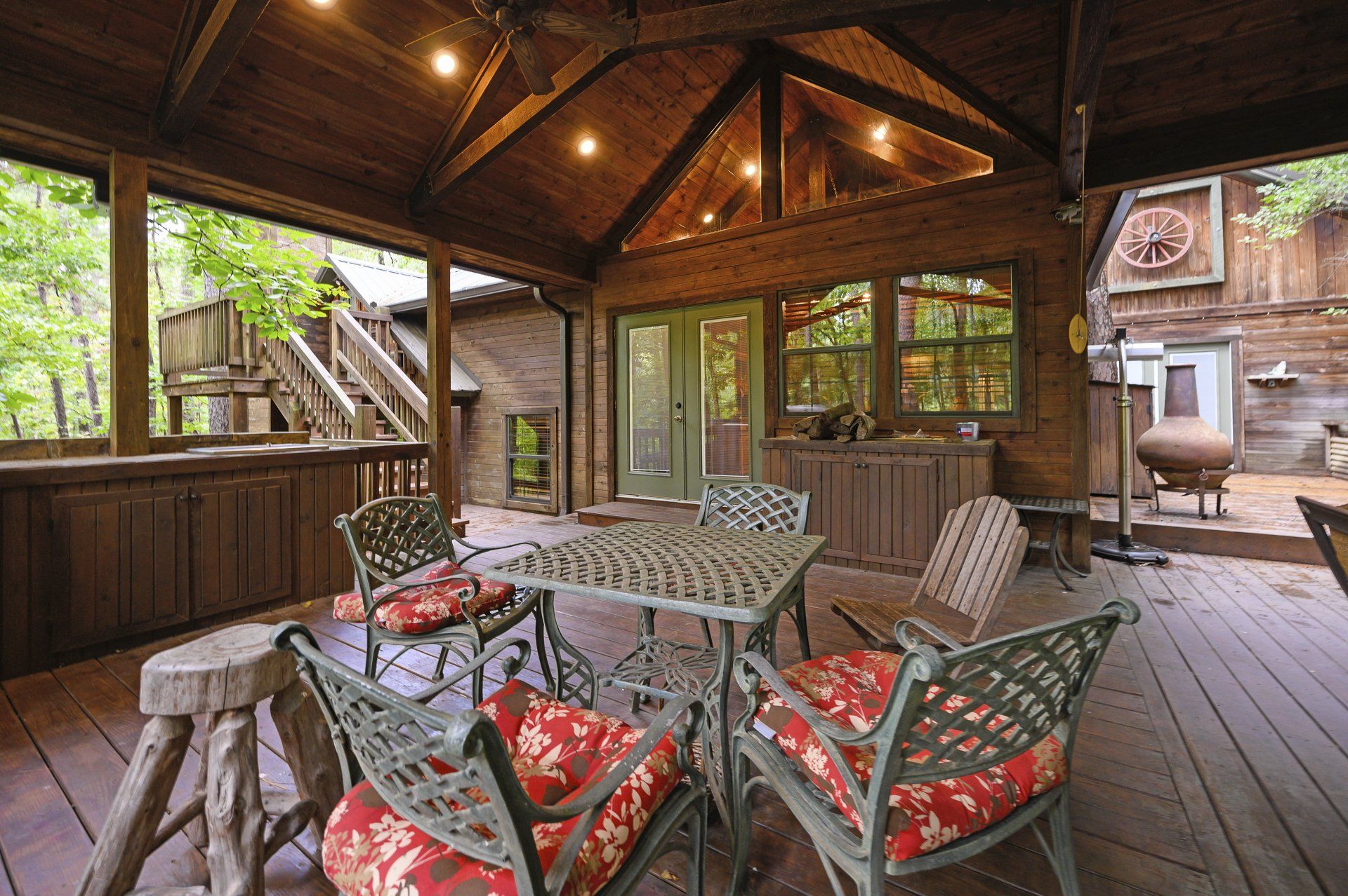 Bent Pine Lodge Broken Bow Cabin
