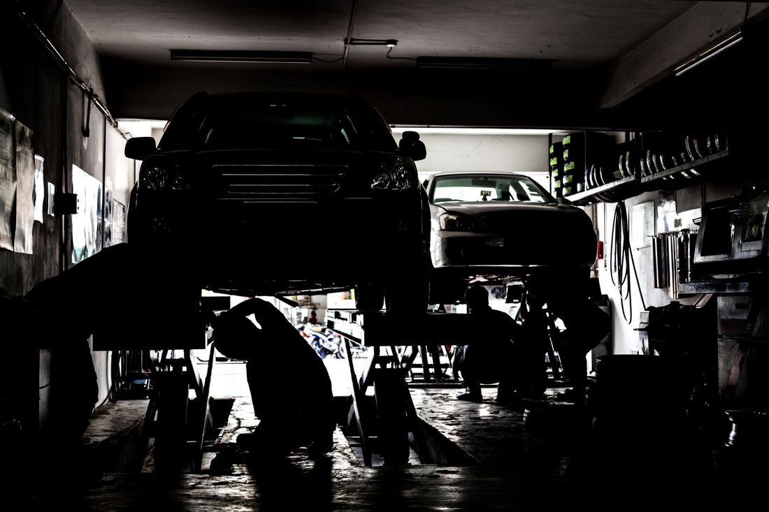 auto in riparazione