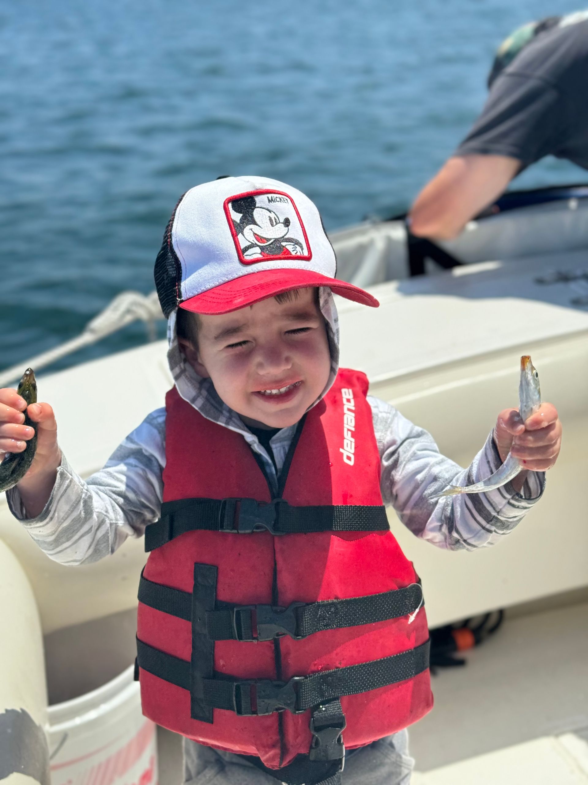 kids fishing