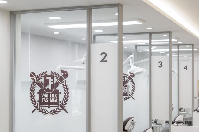 Private treatment rooms