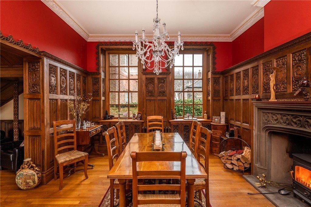interior hallway painting and decorating - wood panelling - detailed - decorative finishes