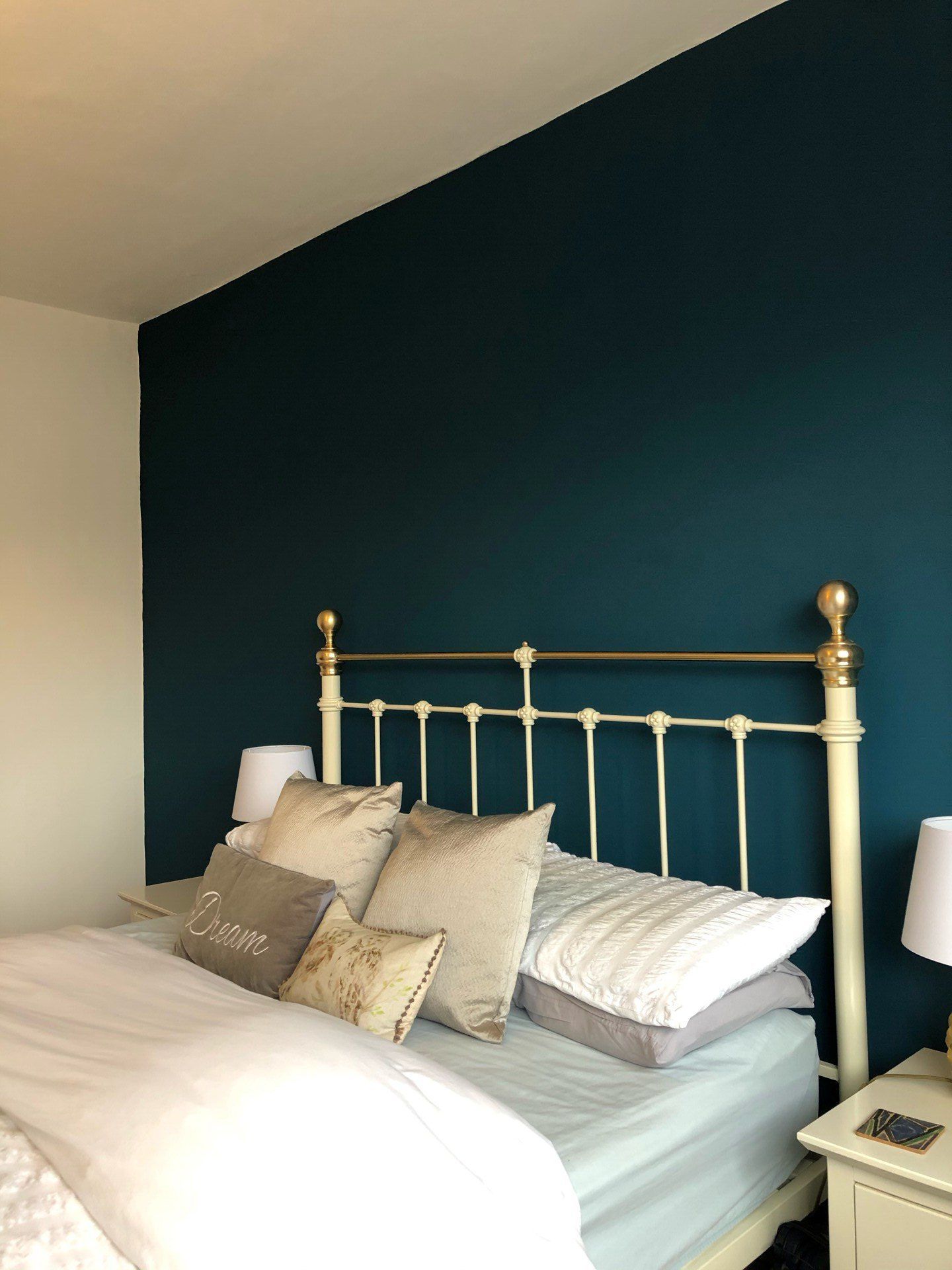 interior painting and decorating - living spaces - feature wall