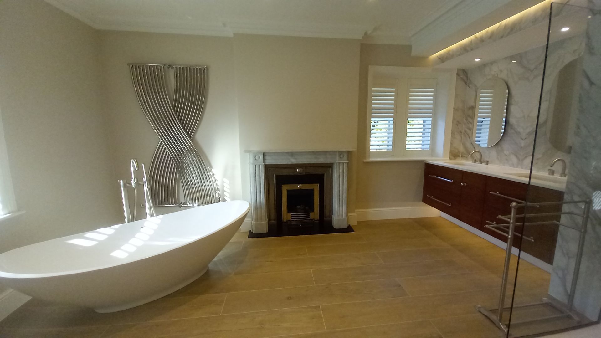 decorative finishes - interior design - painting and decorating - bespoke decor - bathroom