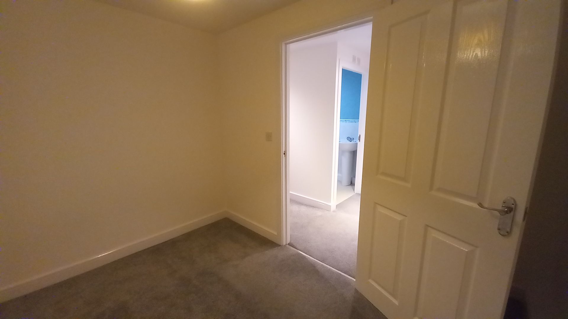 Social housing bedroom upgrade – wipeable neutral coatings on walls and joinery for improved tenant comfort and durability