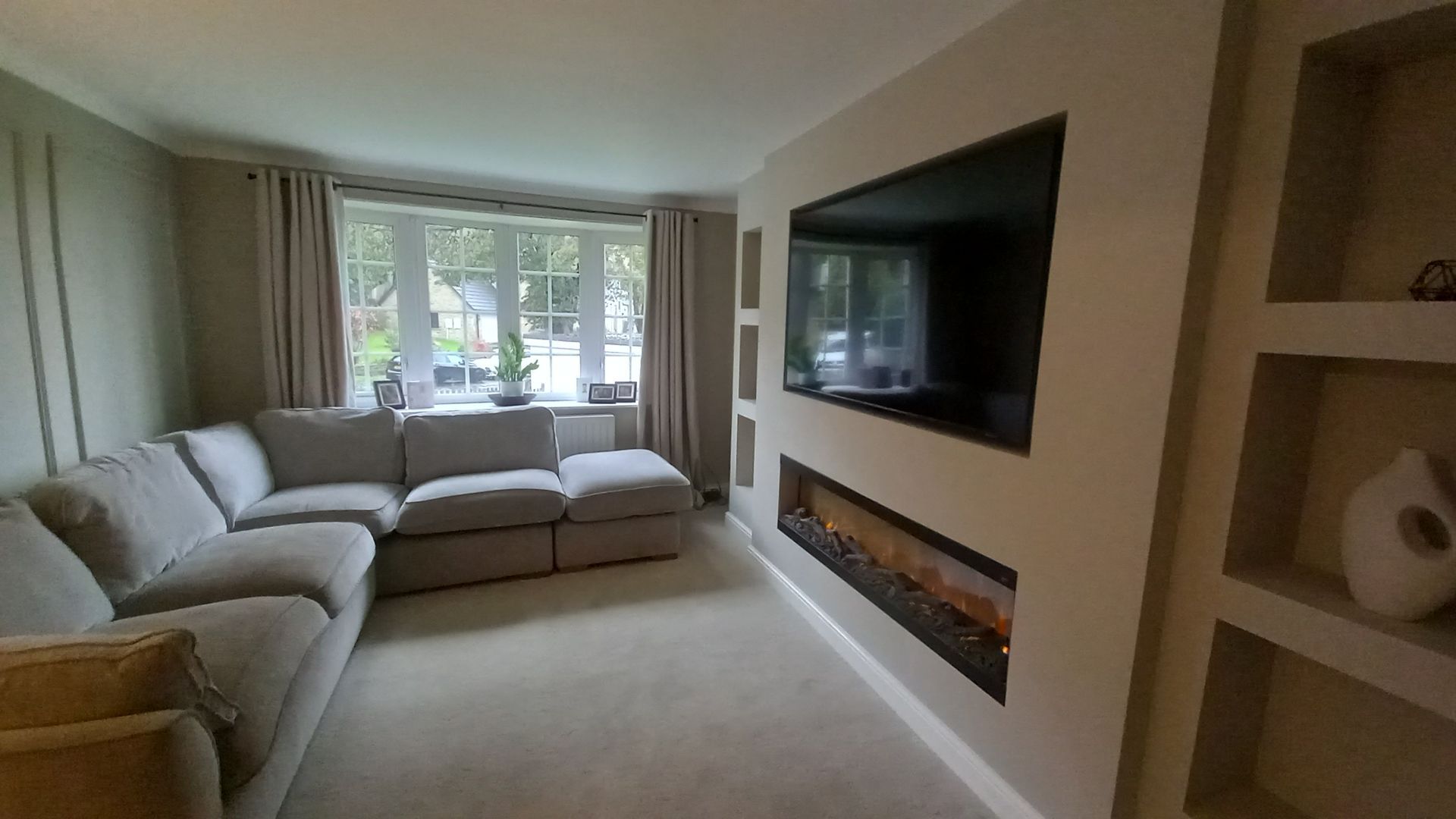 decorative finishes - interior design - painting and decorating - media wall
