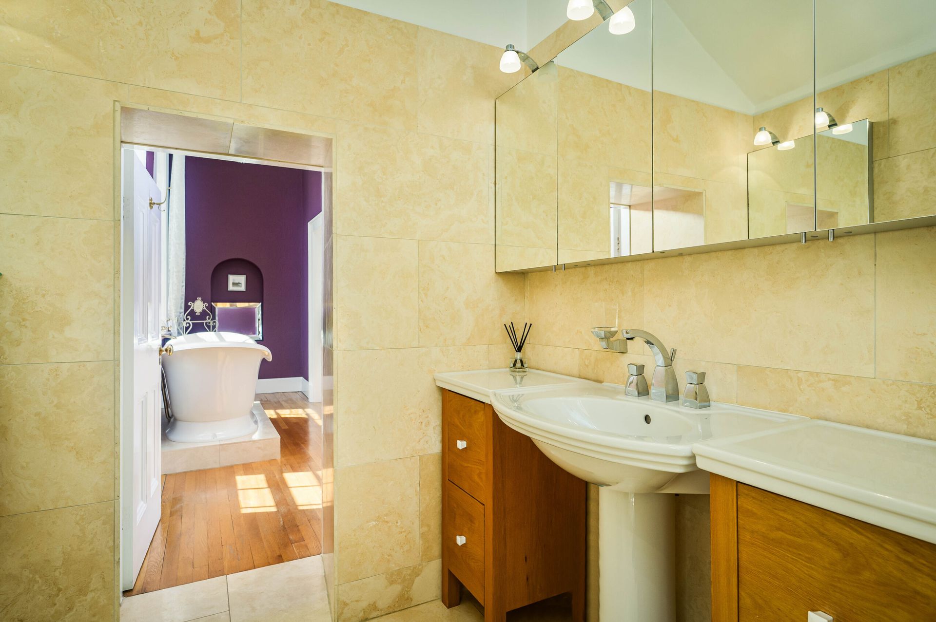 Luxury decorating and finishing services for executive homes near Adel.