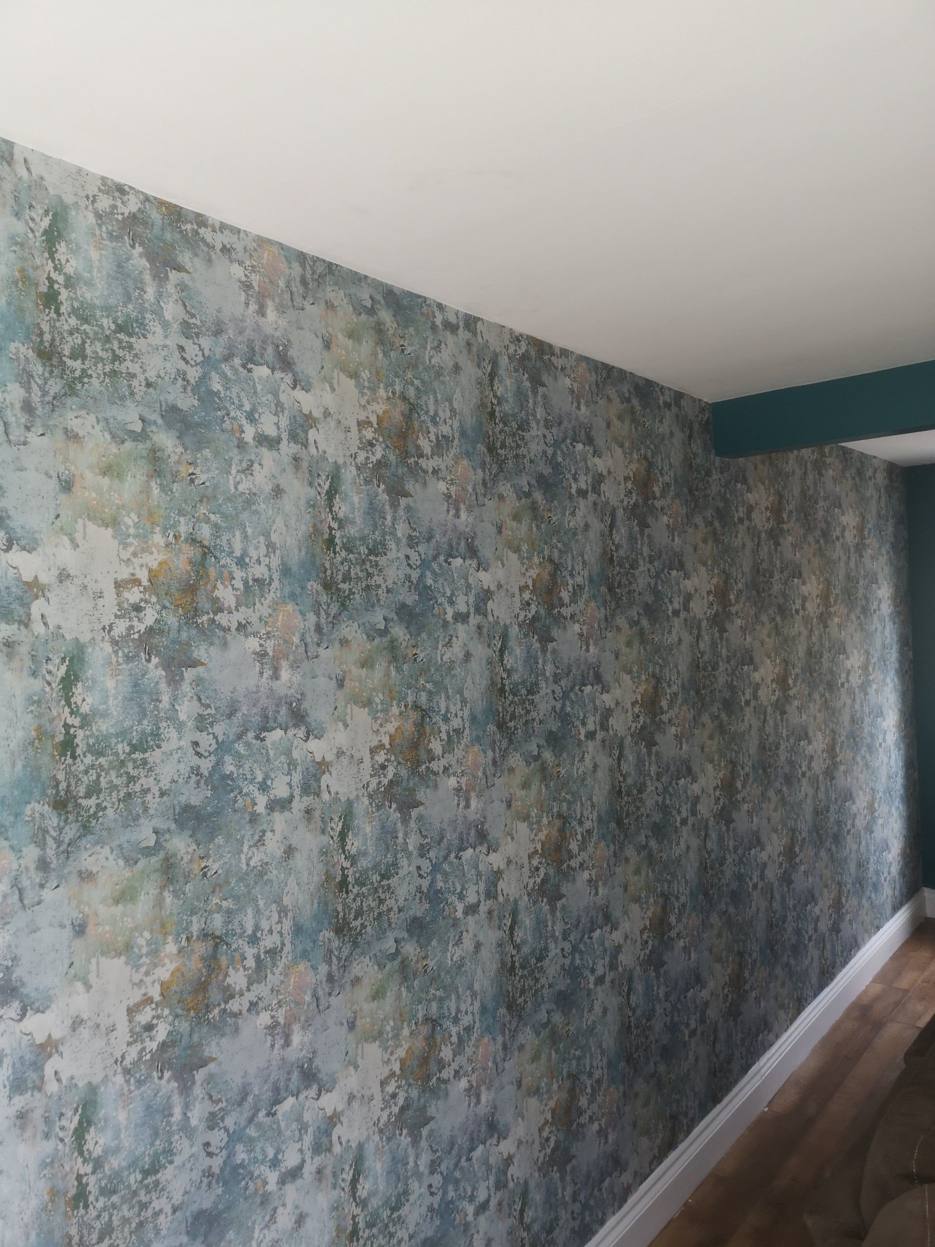 interior painting and decorating - living spaces - lounge - wallpaper - feature wall