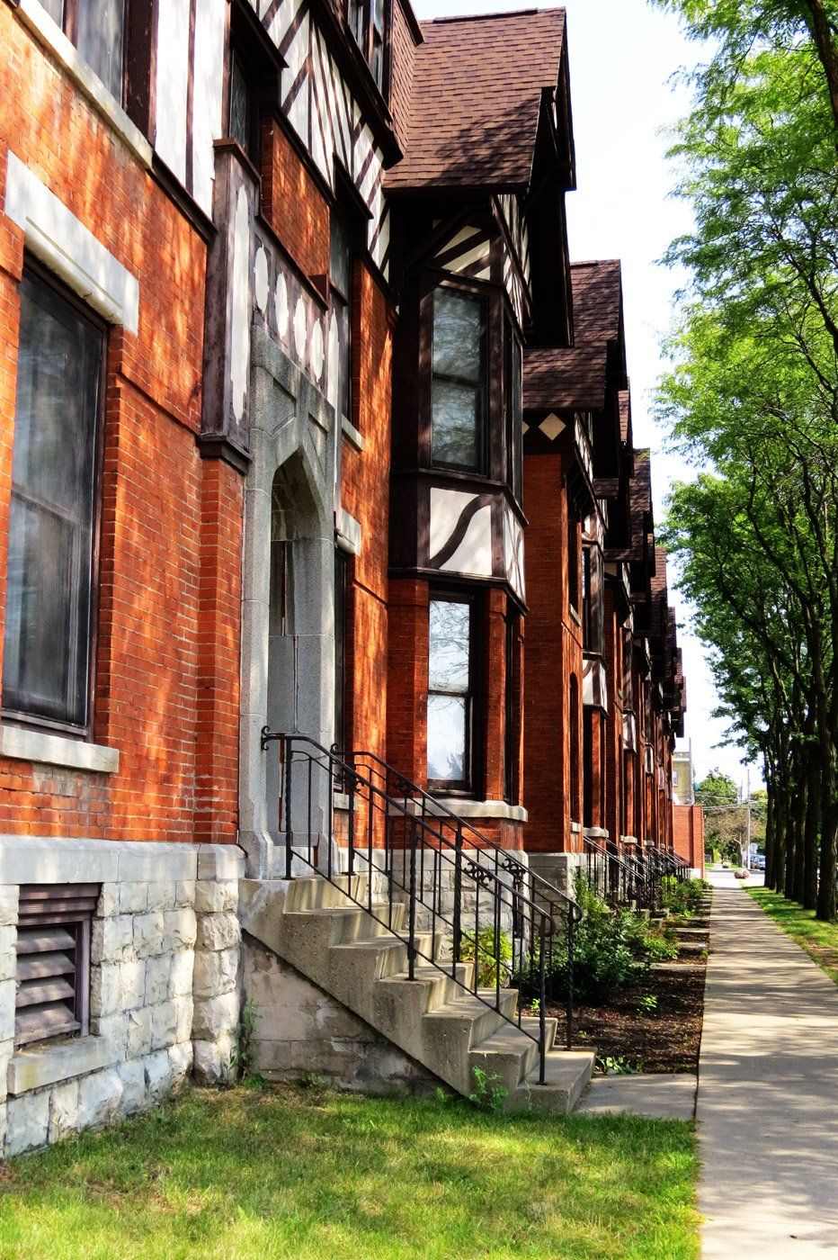 Greenway Place sidewalk view