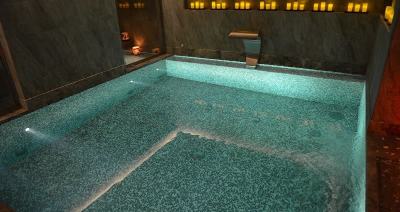 Hotel with pool berjer hotel pool