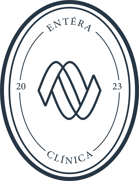 A logo for a company called entera clinica