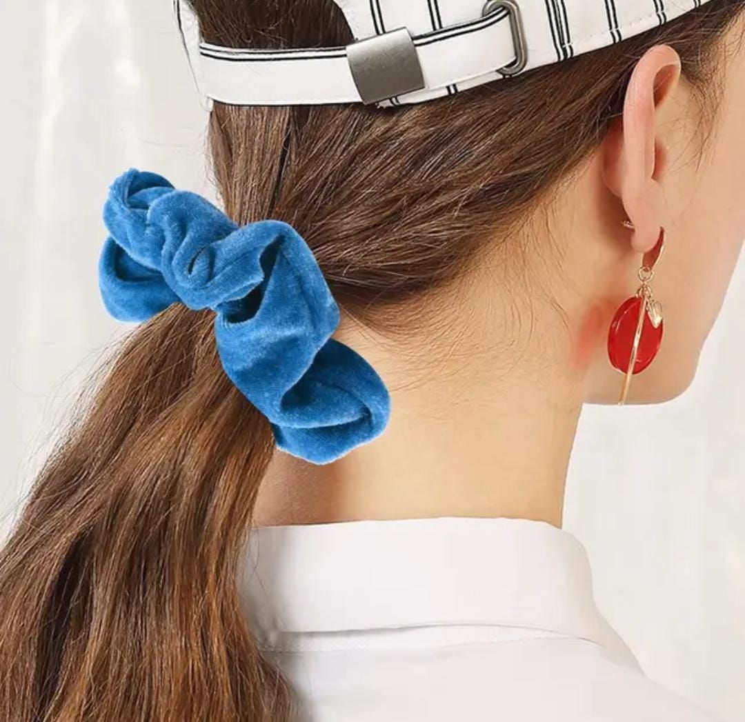 RF368 - 10 Pcs - Velvet Scrunchy Elastic Hair Bands