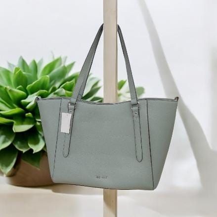 RF368 - Nine West Green Handbag