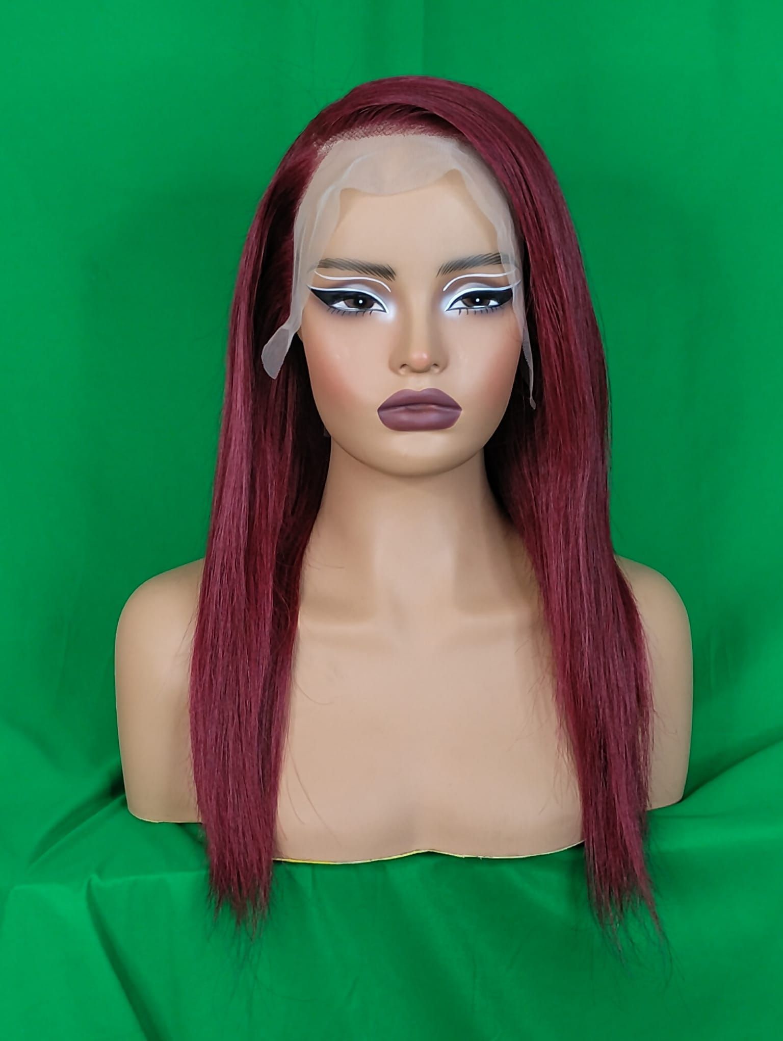 RF368 - 28 inch - 99J # 13x4 Frontal Wig Straight .