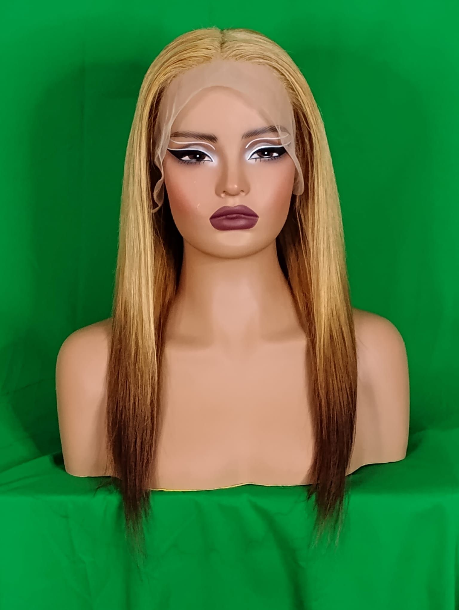 RF368-  22 Inches -27/4# Ombre 13x4 Frontal Wig Straight
