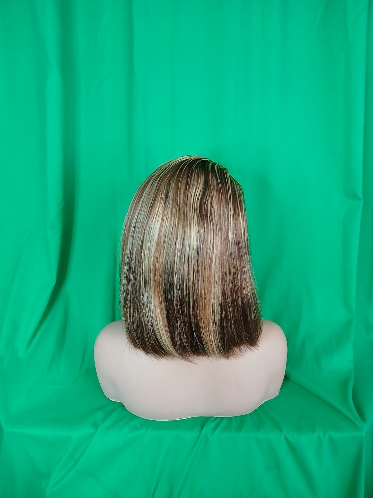 RF368 - 10 Inches 13x4 HD Transparent Lace Wig   27/4# Straight Bob